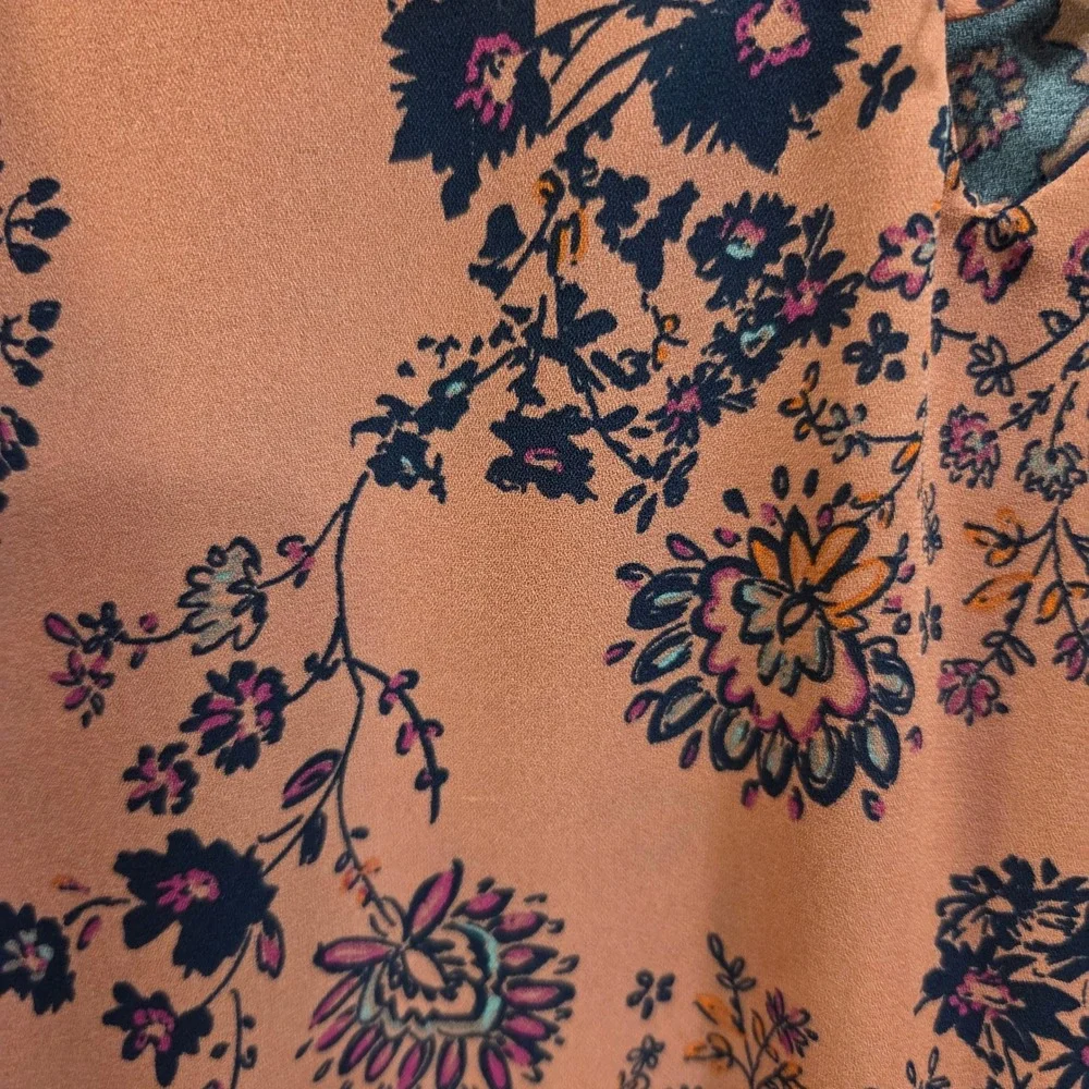 Liberty Love Floral Blouse Women's Size Small Boho Bell‎ Sleeve Ruffle Cottage